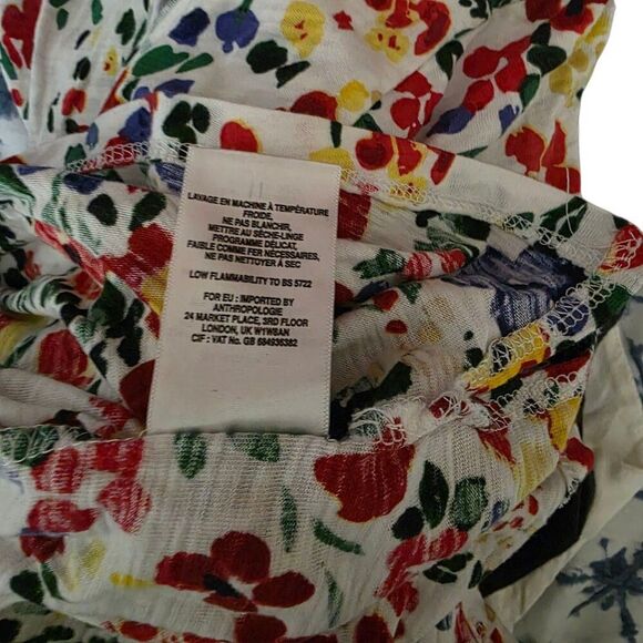 T LA Short Sleeve VNeck Fitted Floral Tshirt Womens Size XXS Multi - Picture 7 of 7